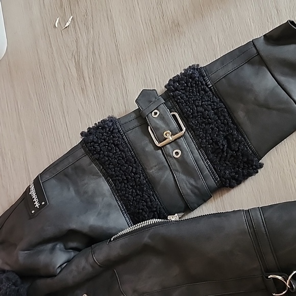 Manier De Voir Vegan leather jacket with Fur size 2 - Picture 3 of 3